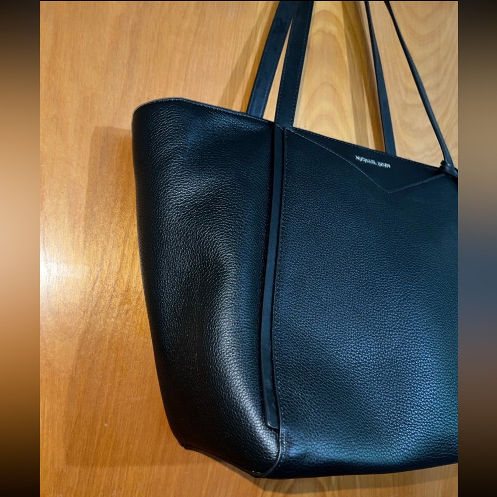 Michael Kors Voyager Tote - Picture 3 of 9